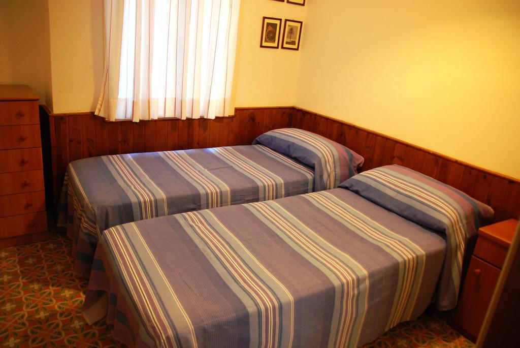 Taormina Isola Bella Apartment - Taormina Holidays Bagian luar foto